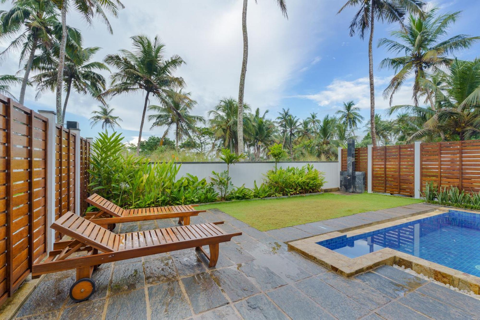 Kaas Villas - Entire Two Bedroom Villa With Private Pool & Garden ディックウェラ エクステリア 写真